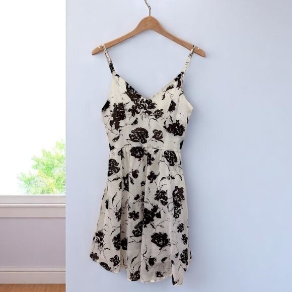 NWT J.ING Jing White with Black Floral Print Fit and Flare Dress - Picture 1 of 6